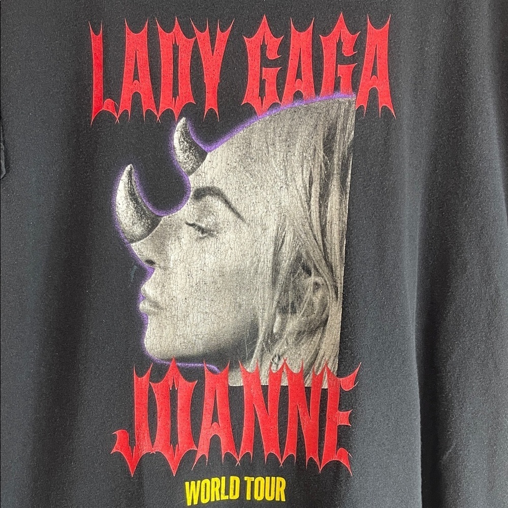 Lady Gaga Official Joanne World Tour Graphic T-shirt Black Unisex 2017 Large - Picture 3 of 10